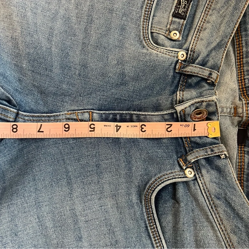Superdry Vintage Blue Jeans & Red Logo Stripe Studs Blue Stripe Size W27 L30 EUC - Picture 6 of 12